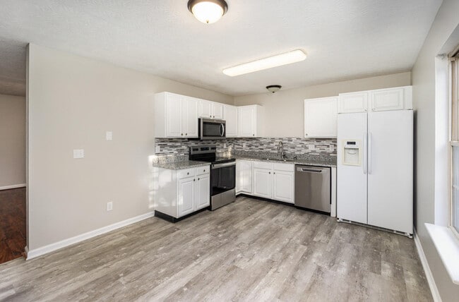 Building Photo - 306 Alex Ln