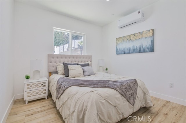 Building Photo - 204 Vía Colusa