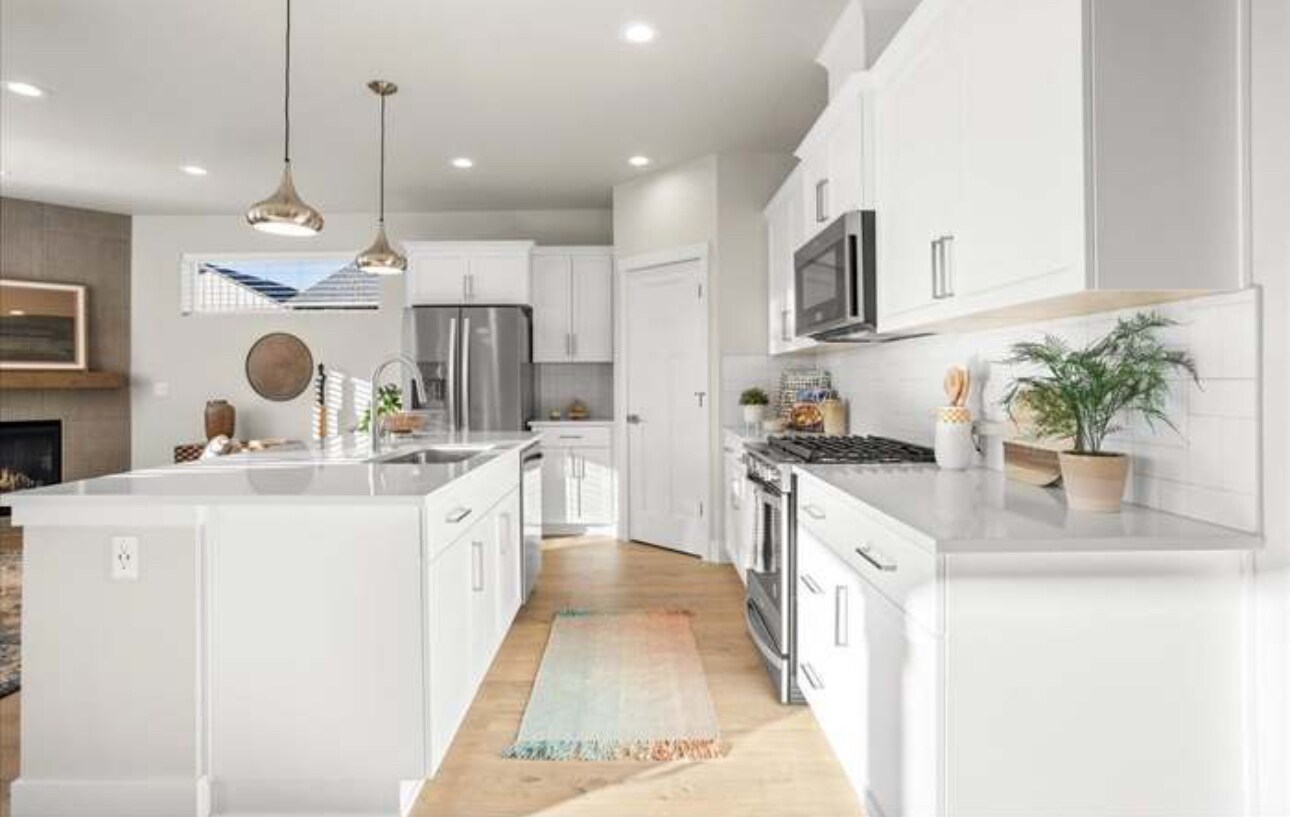 Building Photo - 13911 SW 172nd Ave