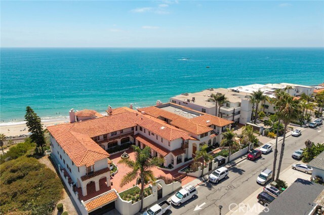 Building Photo - 257 Avenida Lobeiro