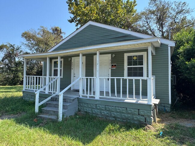 Building Photo - 2276 Lower Wetumpka Rd