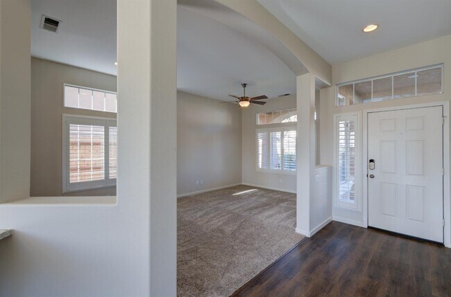 Building Photo - 4611 W Rio Bravo Dr