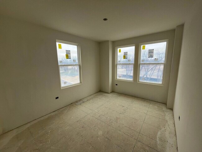 Building Photo - 2635 Lohan Way