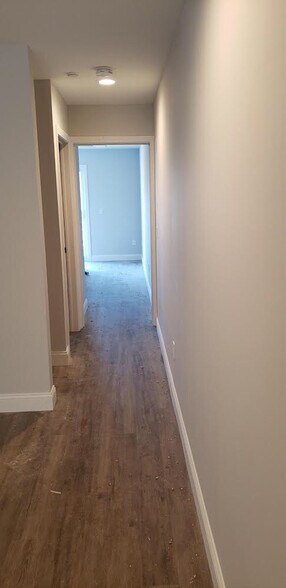 Building Photo - 283 Boston Post Rd