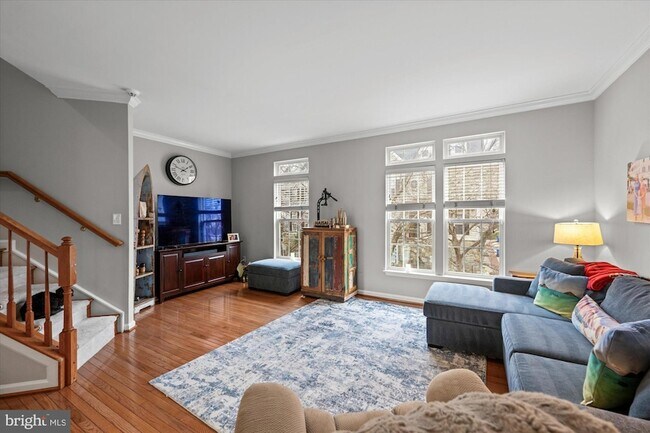 Building Photo - 5076 Grimm Dr