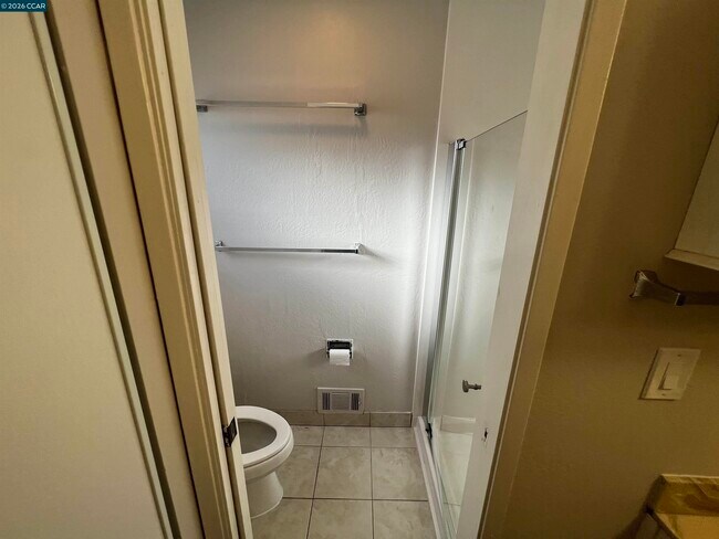 Building Photo - 1091 Alamo Ct