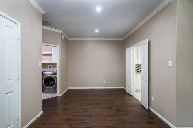 Building Photo - 66 Lakeridge Ct