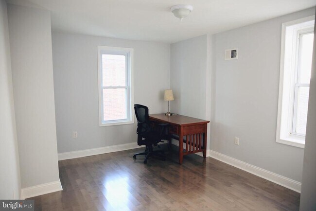 Building Photo - 4113 Spring Garden St