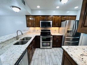 Building Photo - 8623 N Lagoon Dr