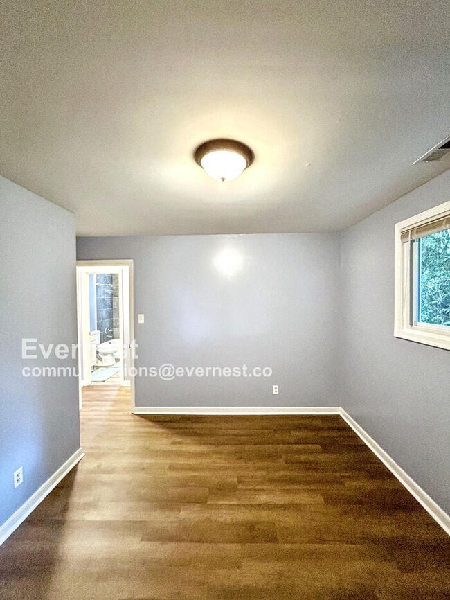 Building Photo - 2611 Gravel Hill Rd
