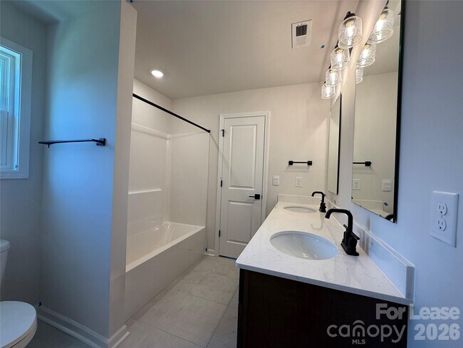 Building Photo - 2869 Atwater Pond Cir