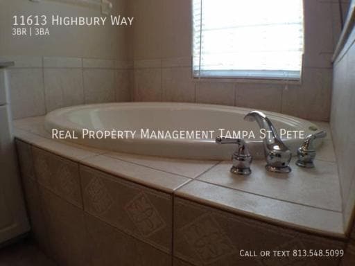 Building Photo - 11613 Highbury Way