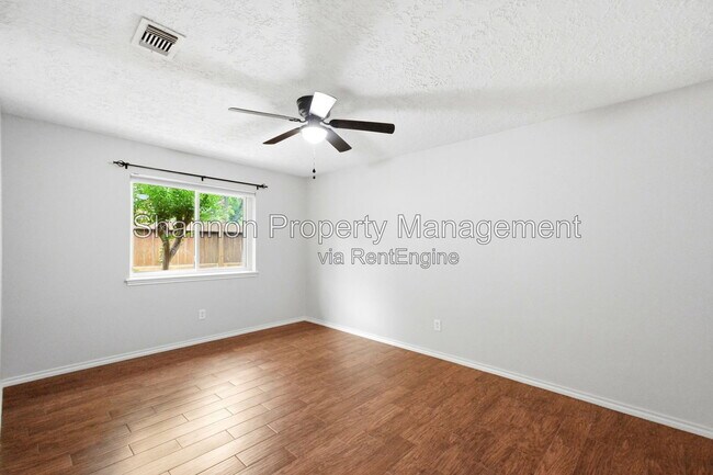 Building Photo - 7239 N Hearthstone Green Dr