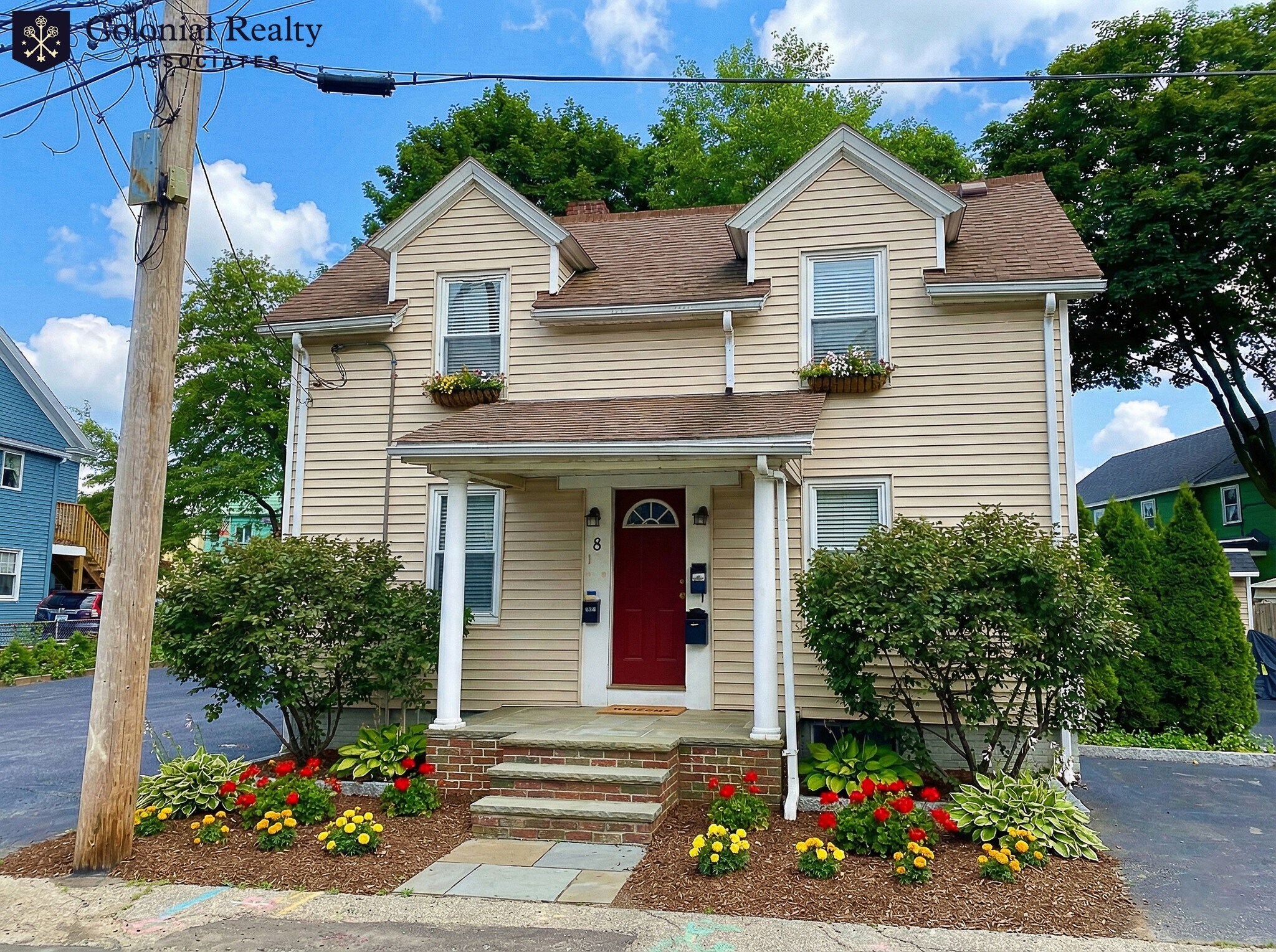 Building Photo - 8 Hearn St