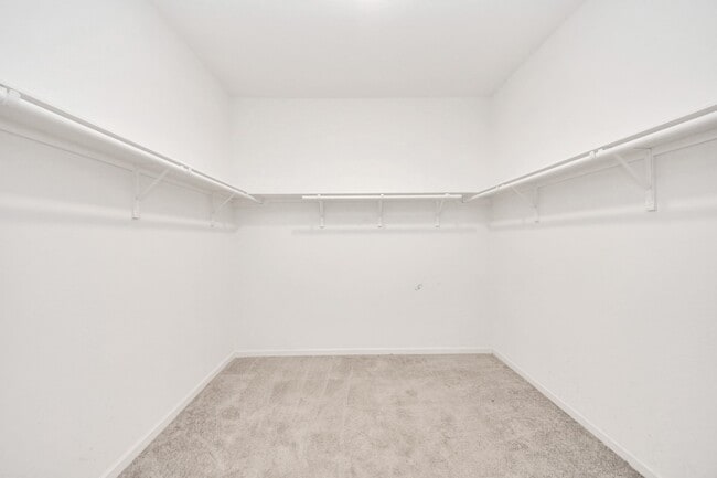 Building Photo - 2056 Spindletree Ln