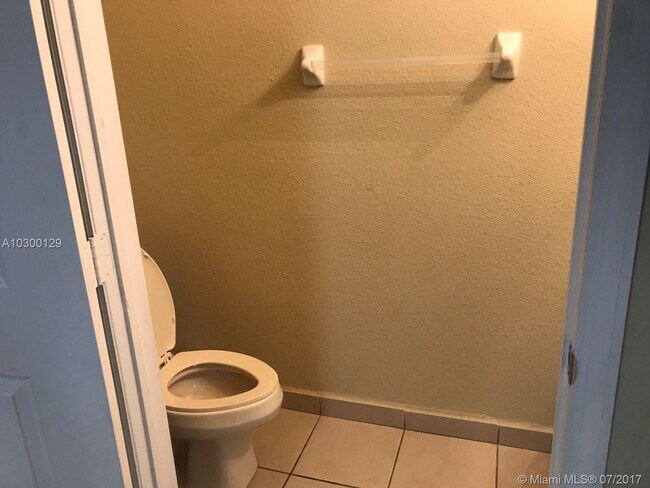 Building Photo - 8440 SW 150th Ave