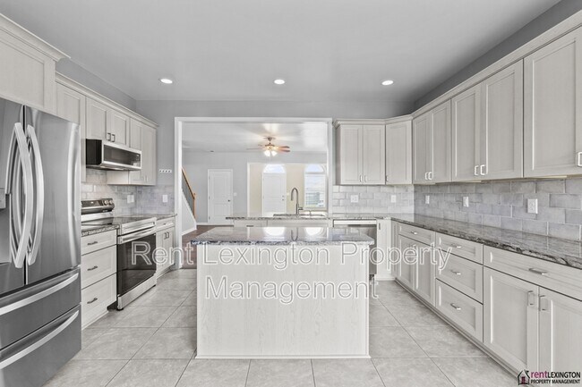 Building Photo - 111 High Hope Ln