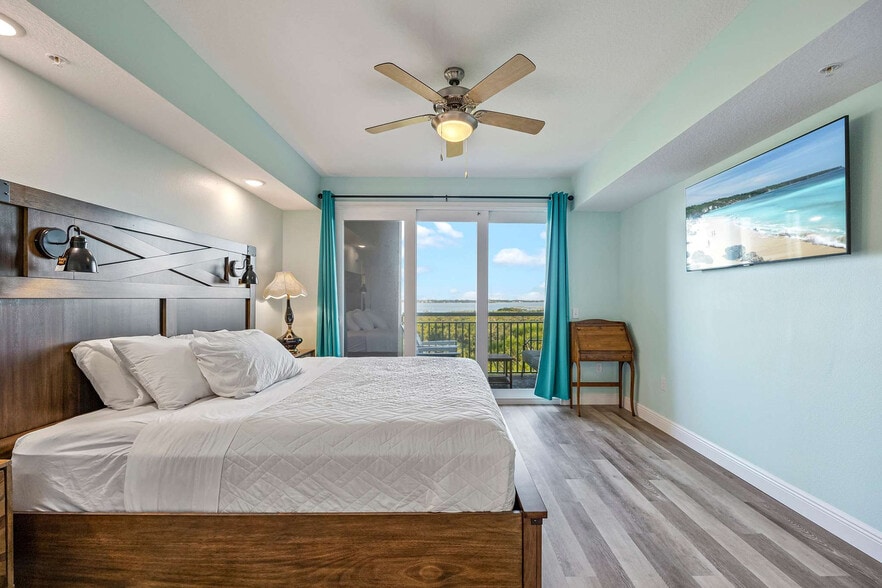 Building Photo - 605 Kemp St