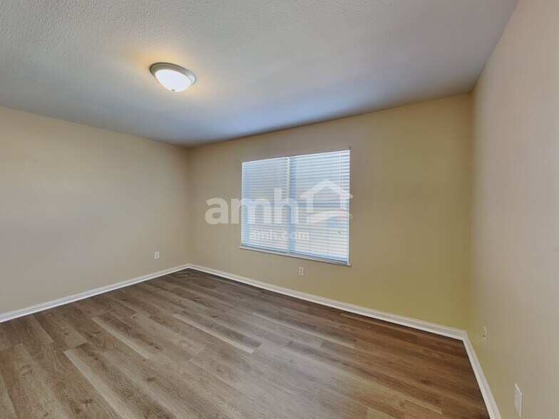 Building Photo - 6385 Matcumbe Way