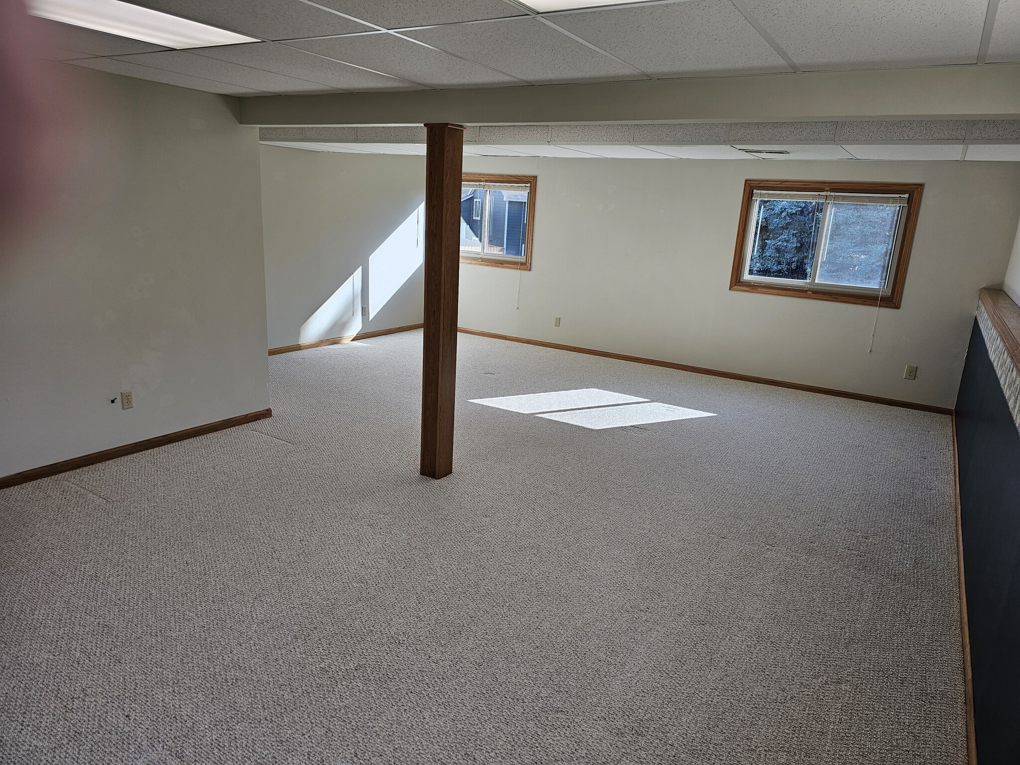Building Photo - 4601 E Hanna Cir