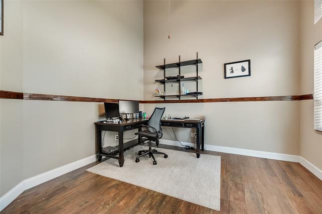 Building Photo - 4104 Tiffany Dr