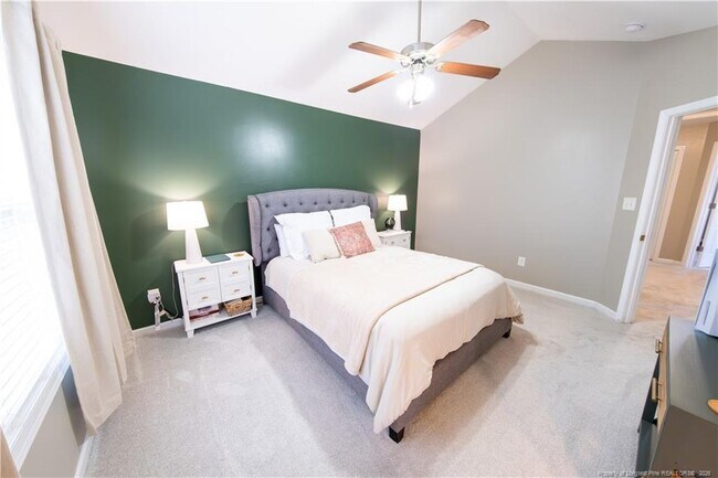 Building Photo - 622 Omaha Dr