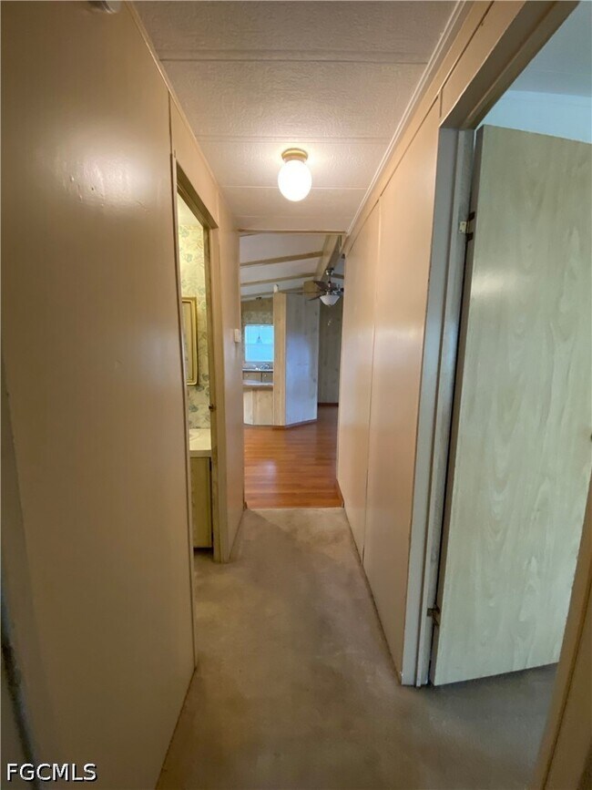Building Photo - 234 Lamplighter Ln