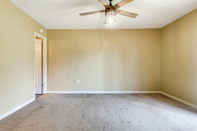 Building Photo - 1711 Bennetts End