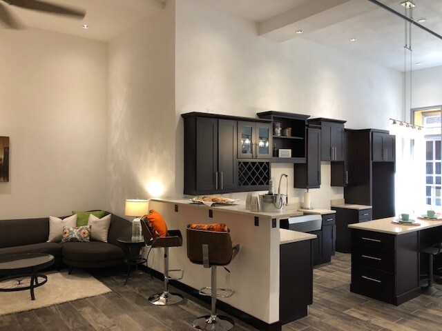 Building Photo - Gallery Villas