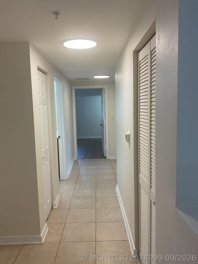 Building Photo - 6505 Emerald Dunes Dr