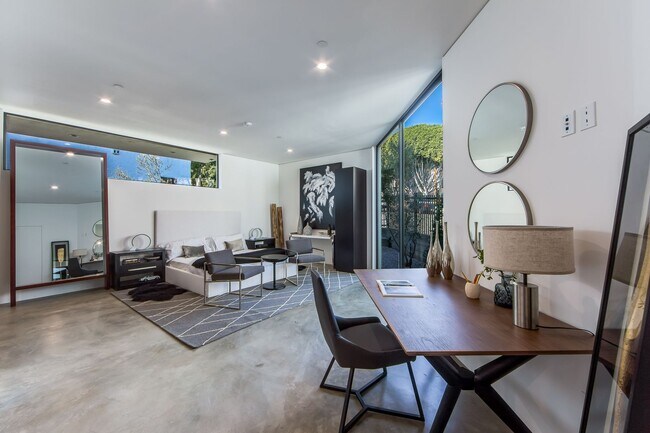 Building Photo - Architectural 1-Bed Designer Residence wit...