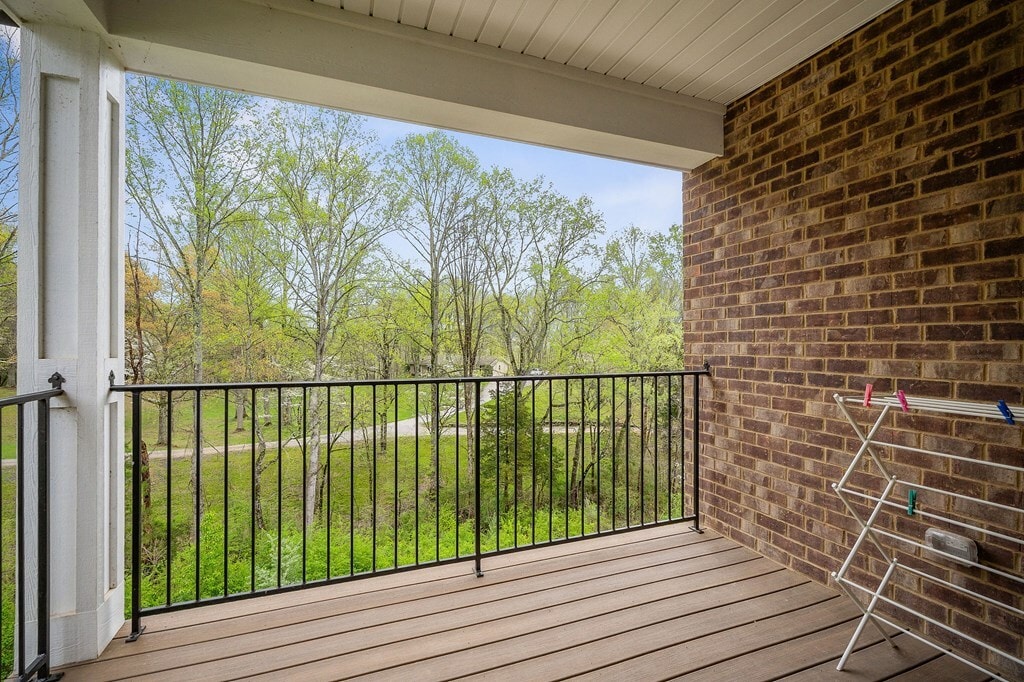 Building Photo - 1116 Cross Pointe Dr