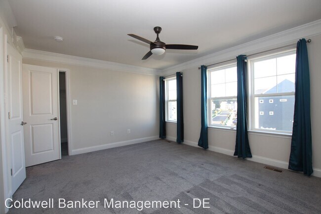 Building Photo - 3 br, 2.5 bath House - 36031 Auburn Way Pl...