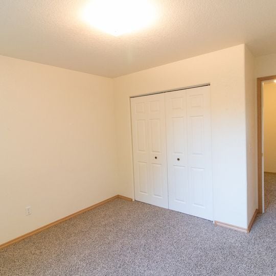 Building Photo - 462 NW Webb St