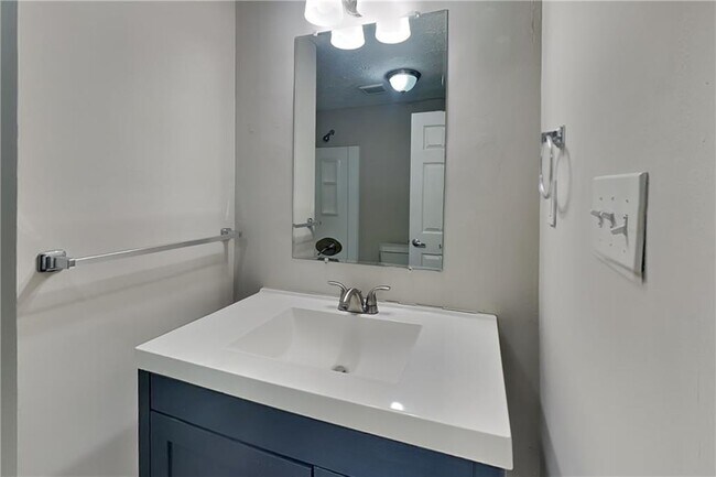 Building Photo - 455 Sheringham Ct