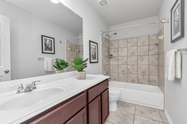 Building Photo - 2411 Zephyr Ln