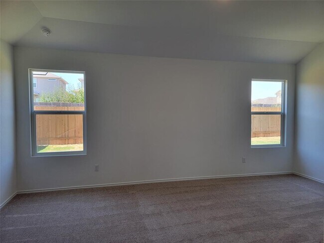 Building Photo - 100 Montego St