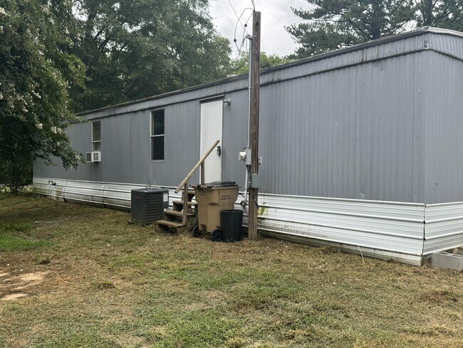 Building Photo - 385 Liberty Church Rd