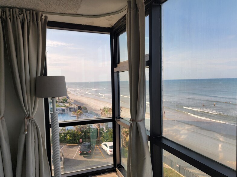 Building Photo - 1909 S Atlantic Ave