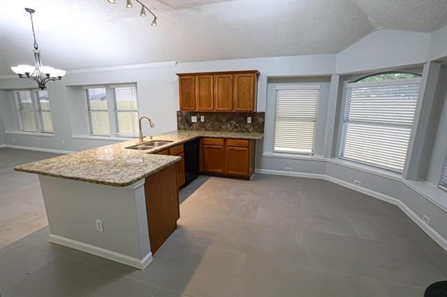 Building Photo - 5616 Indian Hill Dr