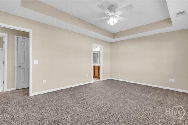 Building Photo - 975 Canyon Oak Loop