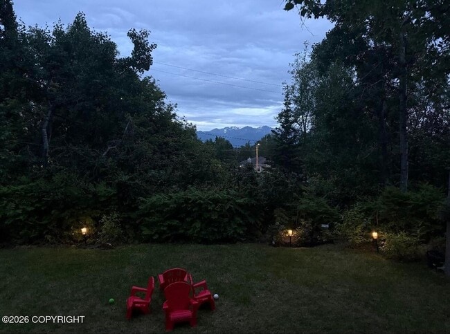 Building Photo - Fully furnished ranch style in downtown Anchorage