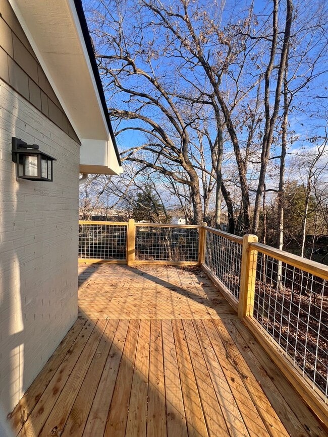 Building Photo - Newly Renovated Modern Cottage in Sevierville, TN — 2 Bed, 2 Bath, Open-Concept Living
