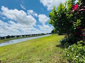 Building Photo - 970 Normandy Trail