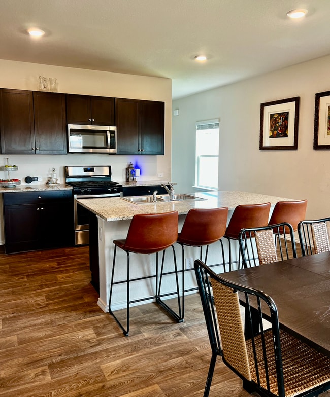 Building Photo - Gorgeous 4 Bedroom New Build in St. Hedwig!