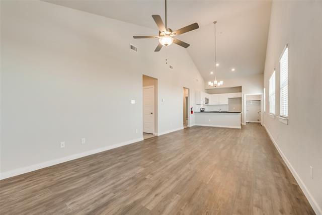 Building Photo - 663 Wheatfield Dr