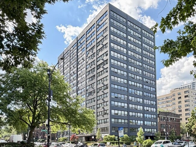 Building Photo - 4180 N Marine Dr