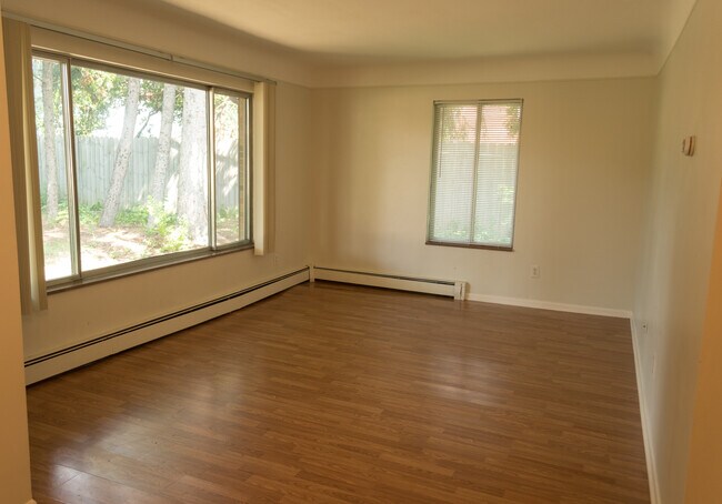 Building Photo - 4304 13 Mile Rd