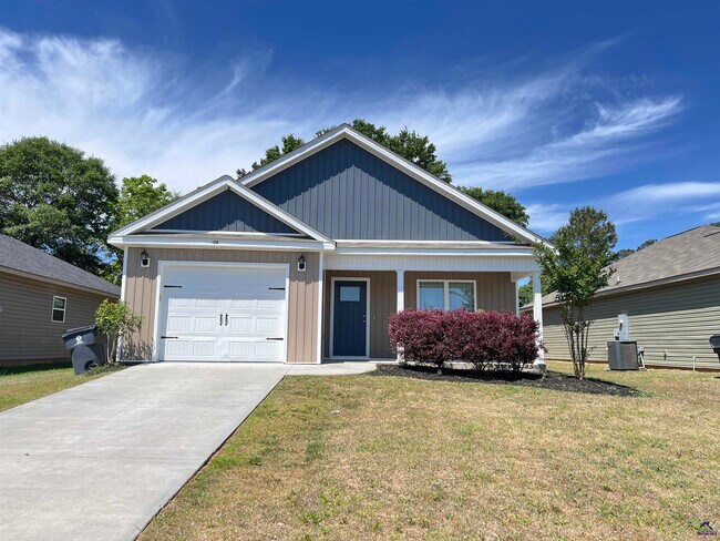 Building Photo - 126 Jaybee Dr