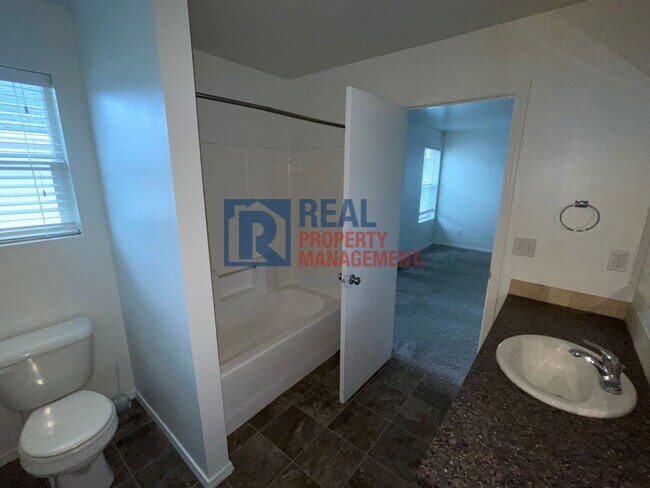 Building Photo - 3 Bedroom 2 Bath Boise Home Coming Soon!